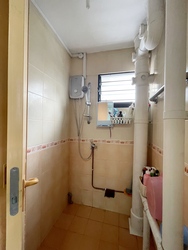 Blk 228 Lorong 8 Toa Payoh (Toa Payoh), HDB 4 Rooms #368671221